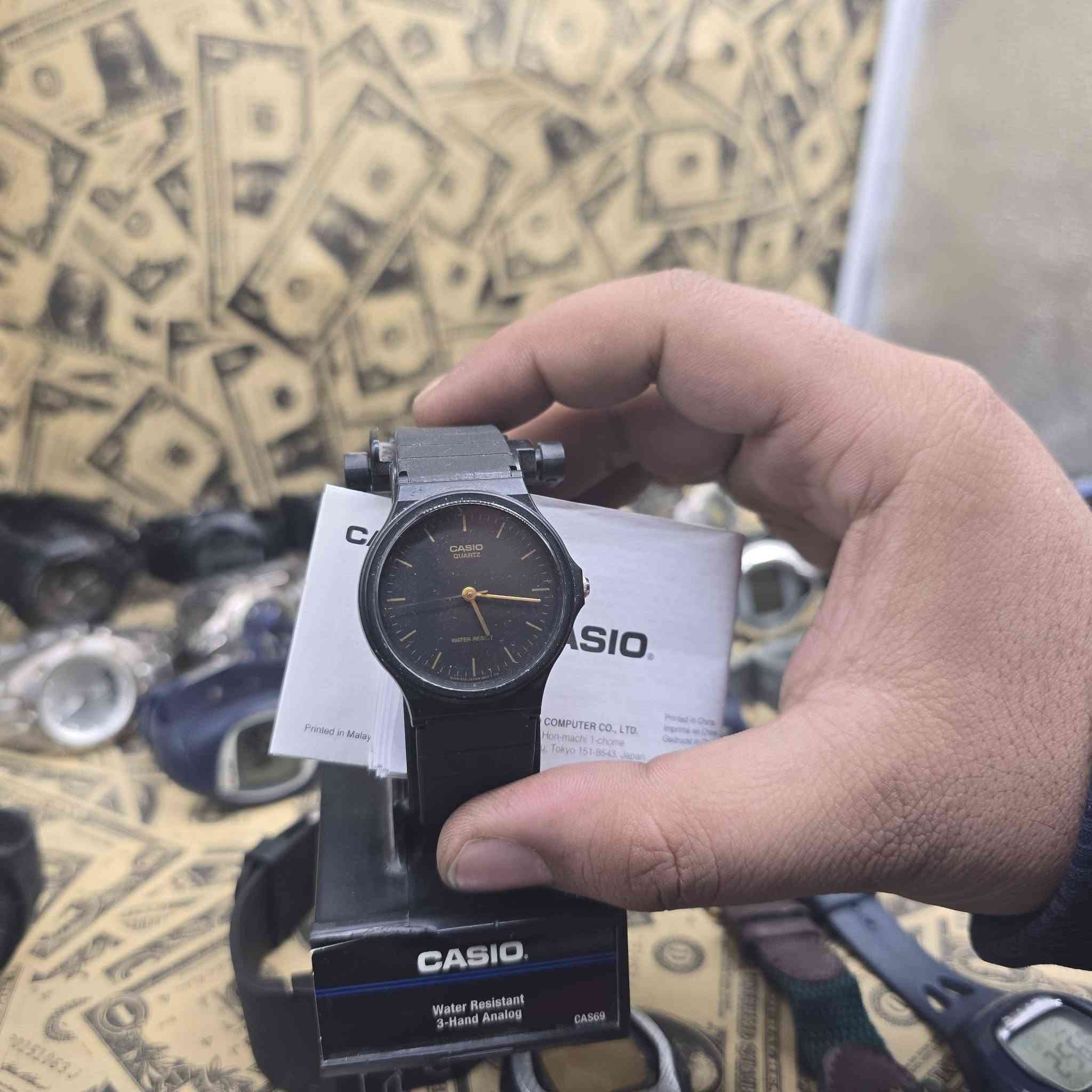 واتساب ***********
