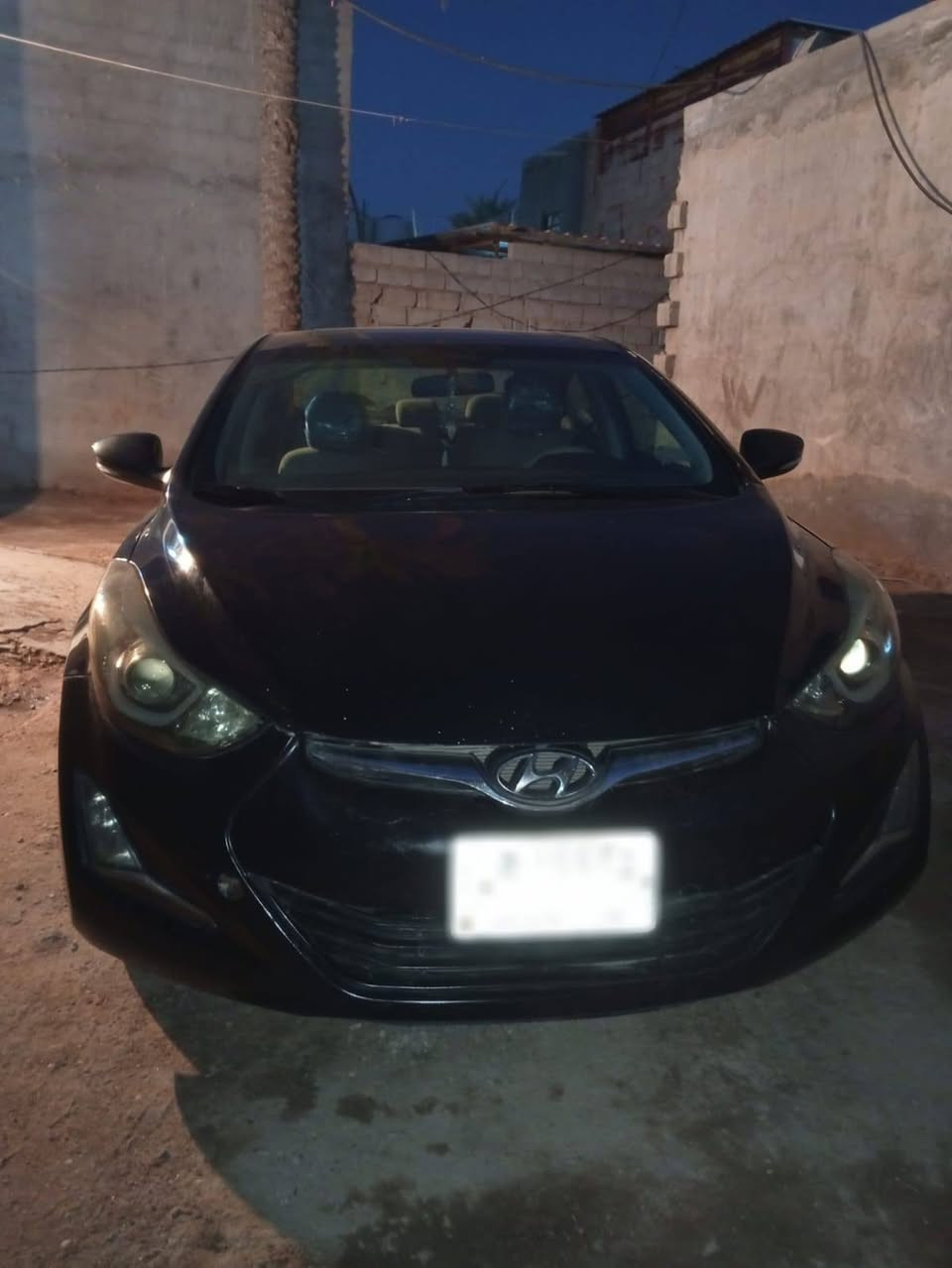 سلام عليكم النترا للبيع موديل 16 رقم بغداد حره مثل متلاحضون ضرره داخل الشاشه العنوان كربلاء السياحي رقم الهاتف ***********
