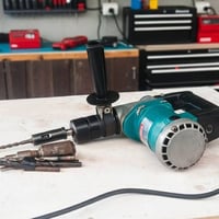 عرض لفترة محدودة السعر 135 الف مع التوصيل لغاية الاحد3/22 دريل همر ماك...