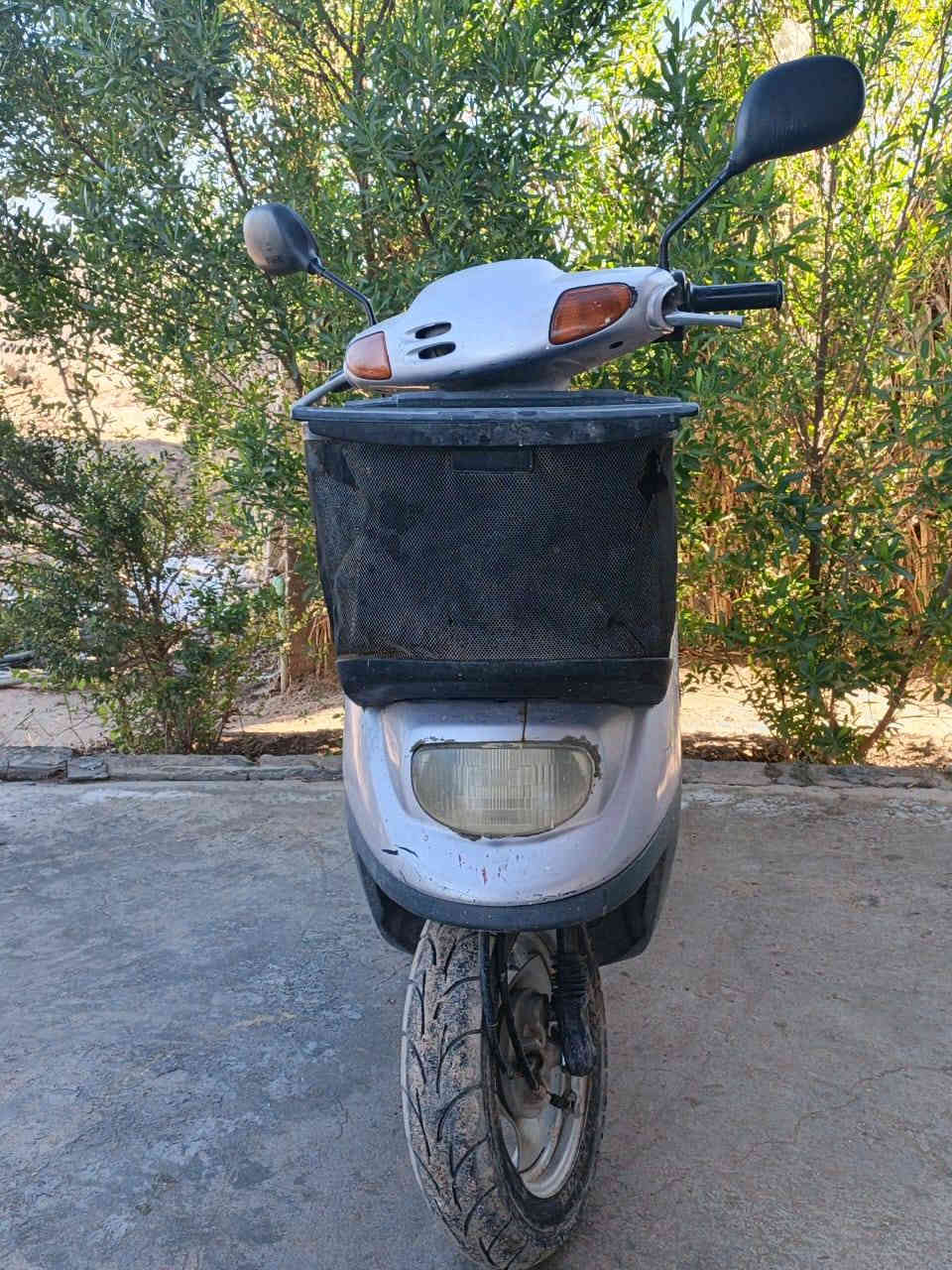 دراجة منغولي للبيع  الدراجة مجفتة ونظيفة ماناقصة شي وشلعته حلوه ومكينة ناعمة 
سعره 375 الف وبيه مجال 
***********
