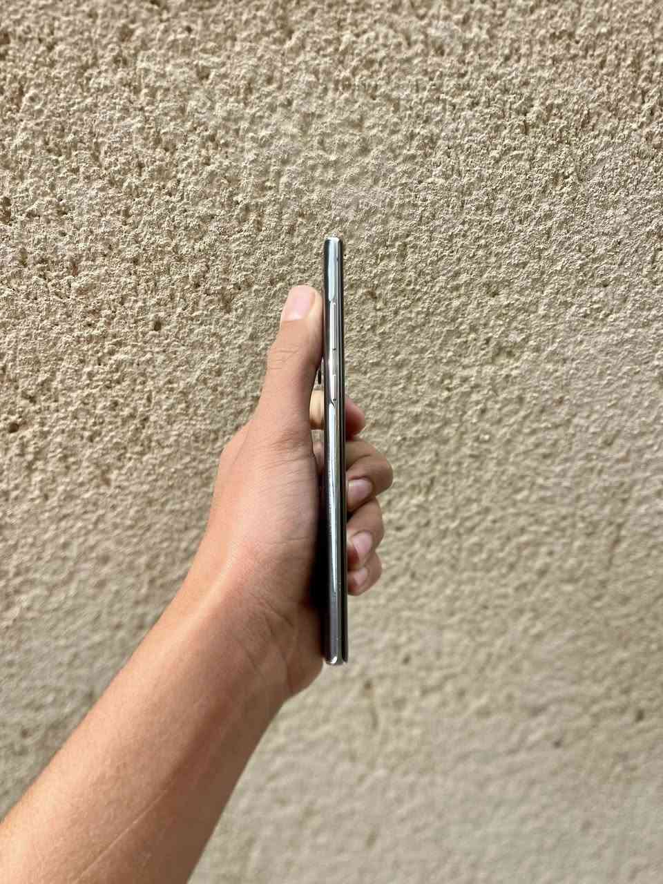 السلام عليكم للبيع او مراوس سامسونج نوت ١٠ بلس
نسخة:شرق اوسط 
دبل سيم كارت 
ذاكرة:٢٥٦
عشوائيه:١٢ 
نضافه:١٠٠/٩٥
مكان ناصريه مركز السعر١٧٠ وبيه مجال 
ملاحظة:مكفول من كلشي ماعدا هاي الكسره الي بضهر مماثره ابد


**إذا كنت صاحب هذا الإعلان وتريد حذفه لأي سبب، رجاءا أرسل رسالة إلى الدعم الفني**