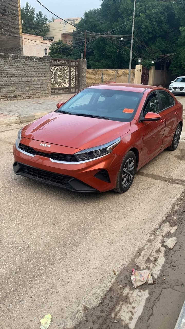 سلام عليكم
كيا فورتي 2022  .  وارد 

العداد . 62 ميل

بدون فتحة وبصمة 

صور الحادث بالمنشور… بدون صبغ ولا تبديل 
فقط بارد + ايرباك طاك

رقم بغداد تحويل مباشر باسمي السيارة 

*********** بغداد الكرادة او الغدير

السعر . 153 وبيها مجال
