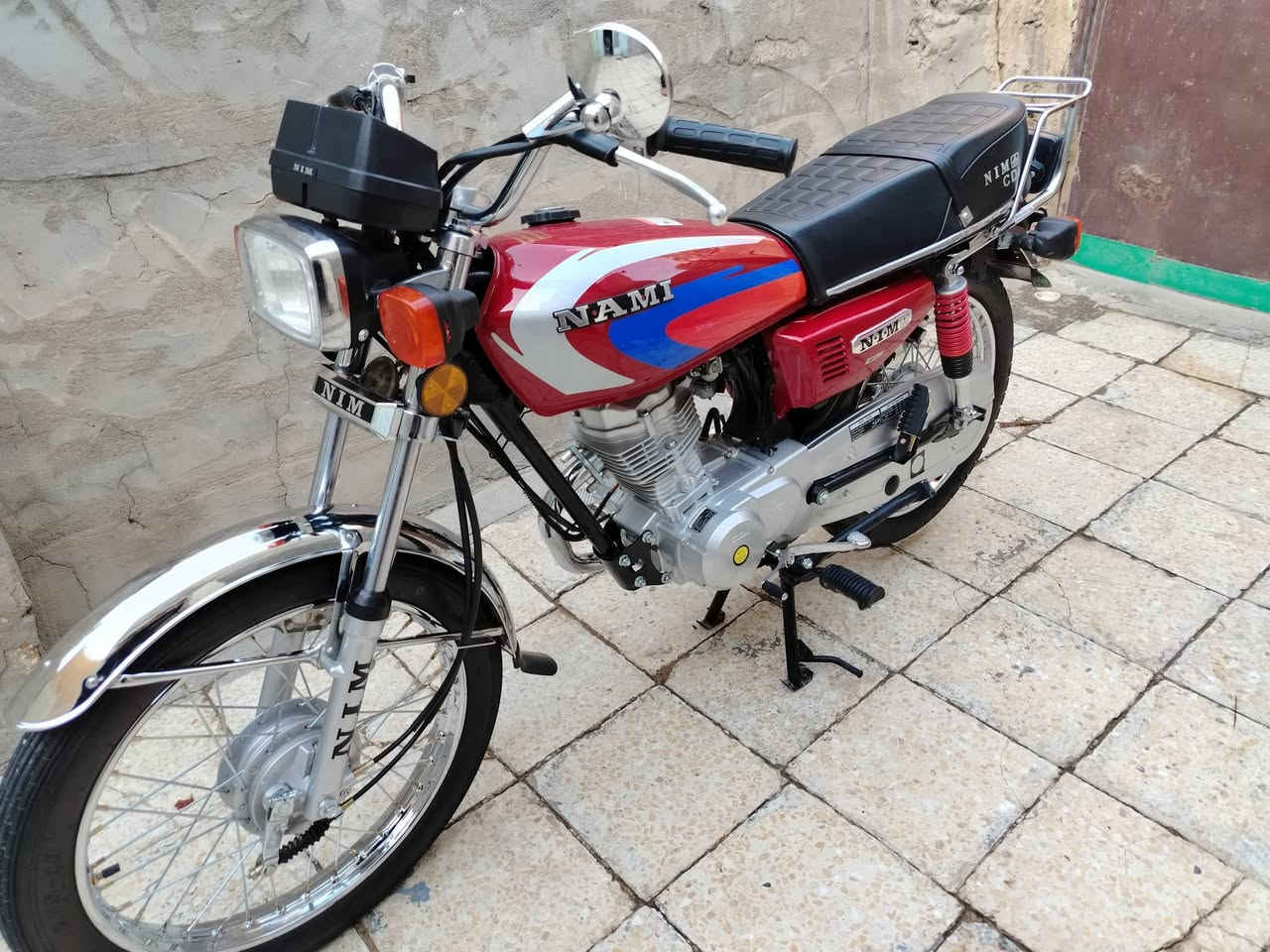 سلام عليكم دراجه نامه امتياز الغراض كلهن شلامجه والمكينة امتياز صار ٨اشهر من طالعه من الوكيل برغي مامفتوح بيه موديل 2025 اصولي اوراق دراجه جديده للبيع العنوان كربلاء طويريج
هذا رقمي وشراي بي خير ويدلل ***********
