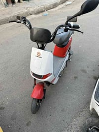دراجة شحن للبيع للاستفسار 07700733388