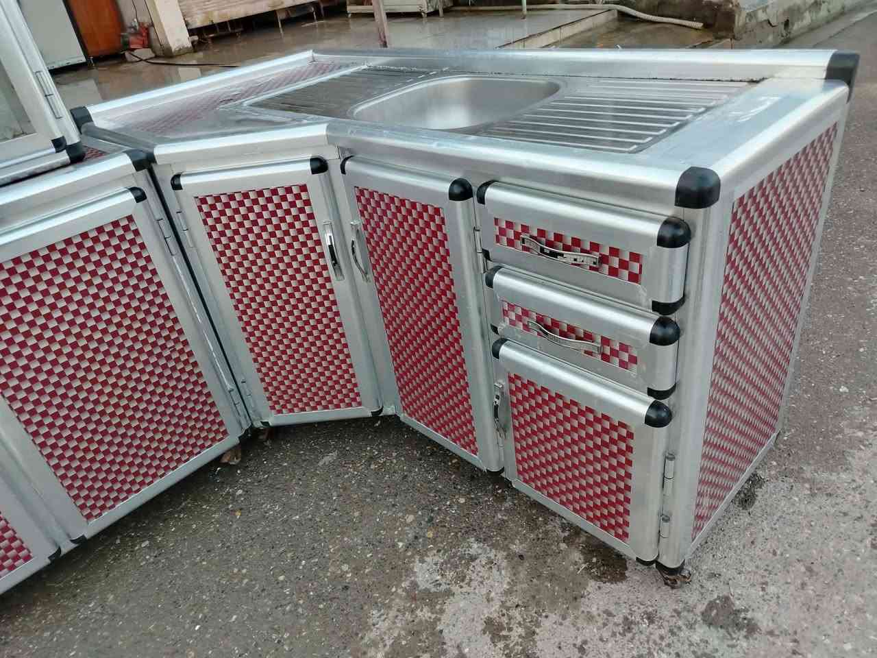 للبيع كونتر ارضى ٣قطع ارضي ملحق مترين ربع  نضيف شغل تقيل سنك  متر نص زويه  سعر ٢٩٥ بي مجال *********** اسيا *********** مكان موصل
