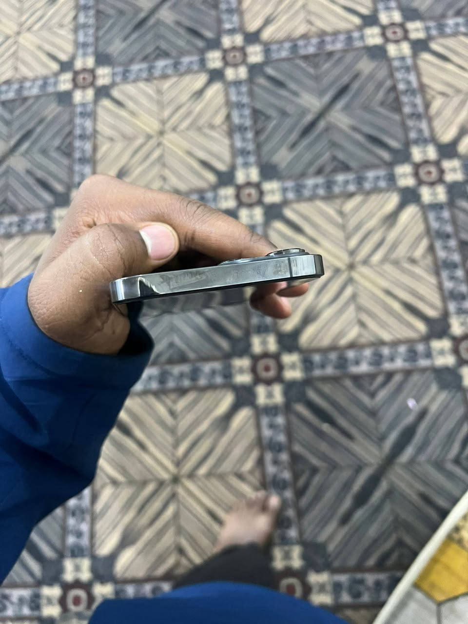 ايفون 13 برو ماكس 
ذاكرة 256 بطاريه 92 كامل ملحقات مامفتوح
للتواصل ‏‪0783 827 2675‬‏
