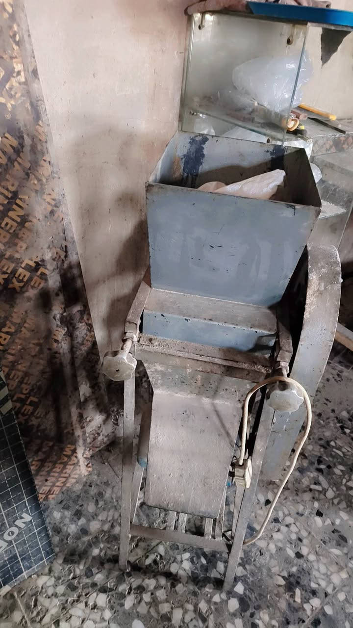 فرن زاد خلاط زاد مثرامات ثنين وكسارت فستق للبيع بغداد شعله ***********
