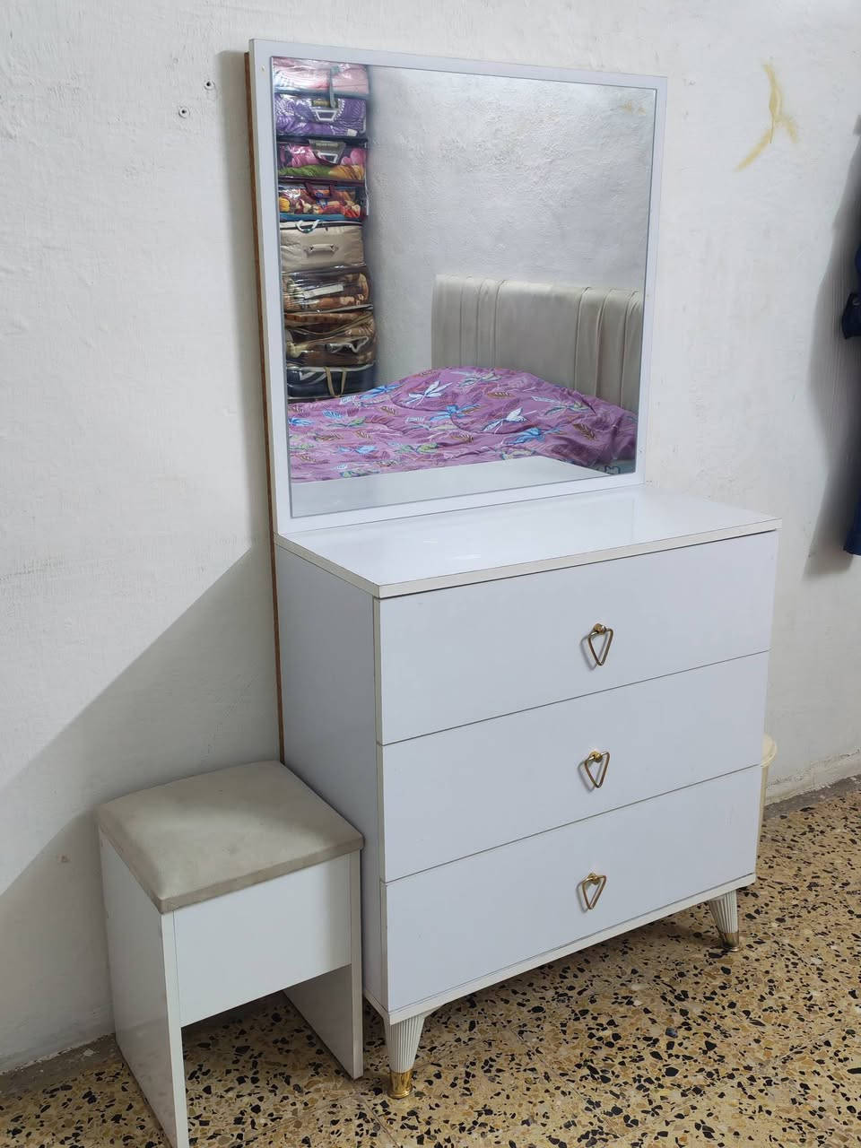 السلام عليكم غرفه نوم نظيفه ٧قطع السعر ٣٧٥بيع مستعجل


**إذا كنت صاحب هذا الإعلان وتريد حذفه لأي سبب، رجاءا أرسل رسالة إلى الدعم الفني**