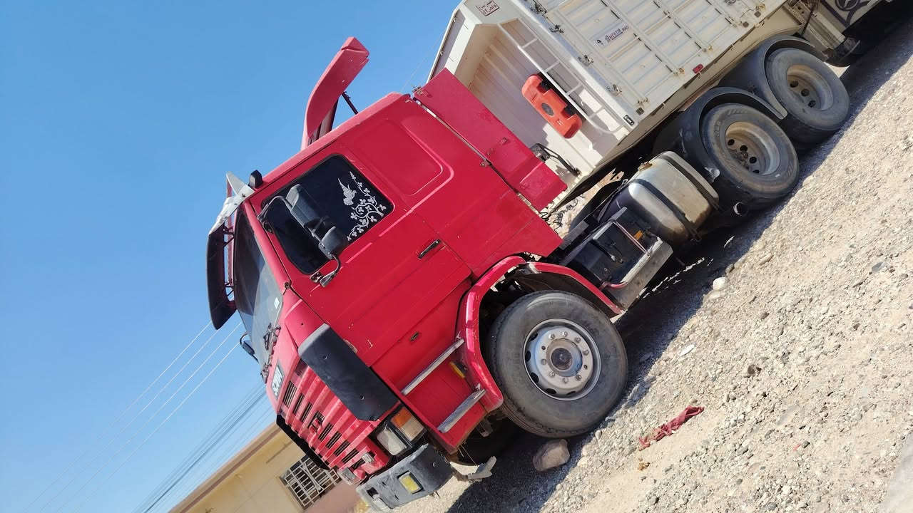 السلام عليكم ورحمة
للبيع اسكانيه     
سنويه جديد لل 2029
مثبت صهريج اربع محاور
شرط التحويل وكاله مكو
محرك 142/كير 5/5👌
تاير فوك النص عمر العنوان
العنوان موصل اخوكم ابوثامر مكلف بنشر للاستفسار الاتصال
عل صحبها والسعر 115وبي مجال اتصل الشاري يتصل
***********☎️ 
***********☎️
