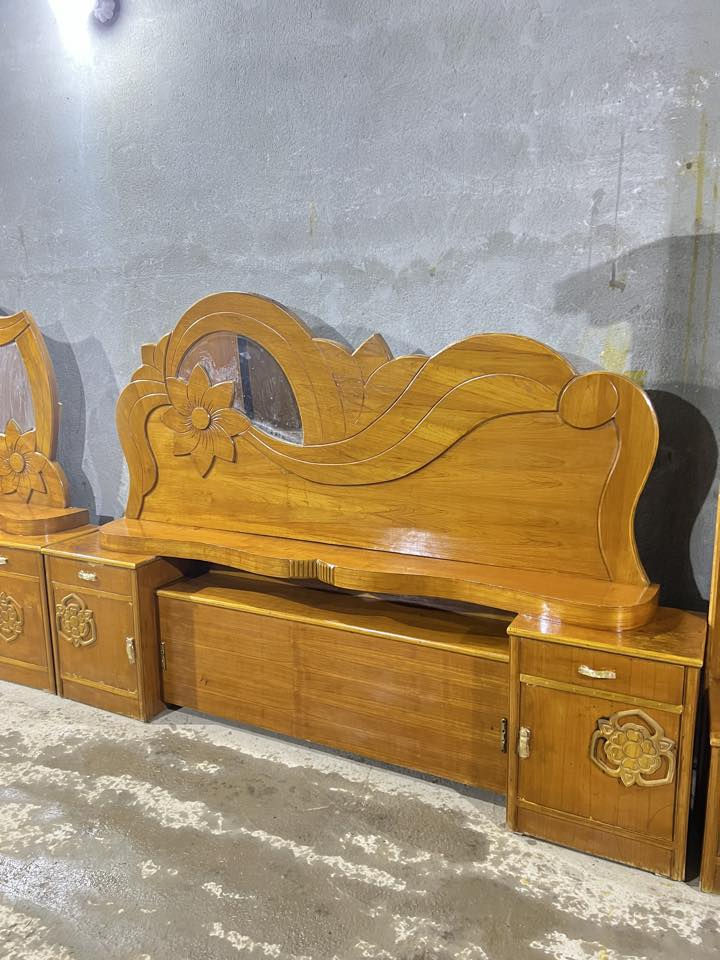 سلام عليكم غرفه تزكام نجاره صاج مستخدمه نظيفه السعر ٥٥٠ العنوان الحله ***********
