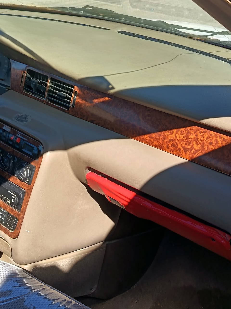 سمند للبيع 2010 مكينه جديده كشنات جديد سنويه لل 28 مكاني كربلاء السعر ب 22 وبيها تريد تحويل تريد وكاله الاتصال على الرقم ***********
