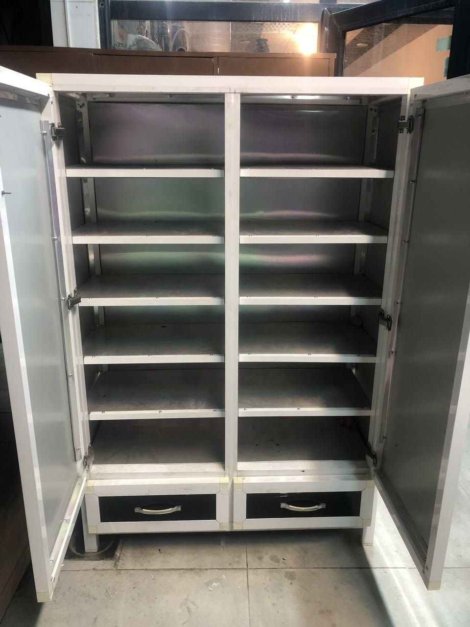 خزانة نضيفه المنيوم مستعجل عل بيعه عنوان اربيل فرمان بران 7774475969


**إذا كنت صاحب هذا الإعلان وتريد حذفه لأي سبب، رجاءا أرسل رسالة إلى الدعم الفني**