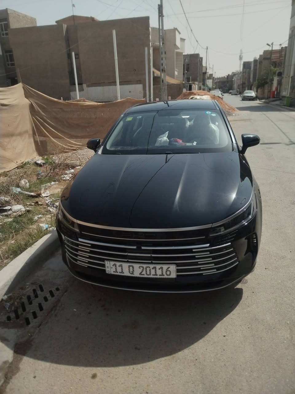 سلام عليكم سياره BYD موديل 25البيع سياره مكفوله كفاله عامه دسترولي مكان بغداد رقم الهاتف ***********
