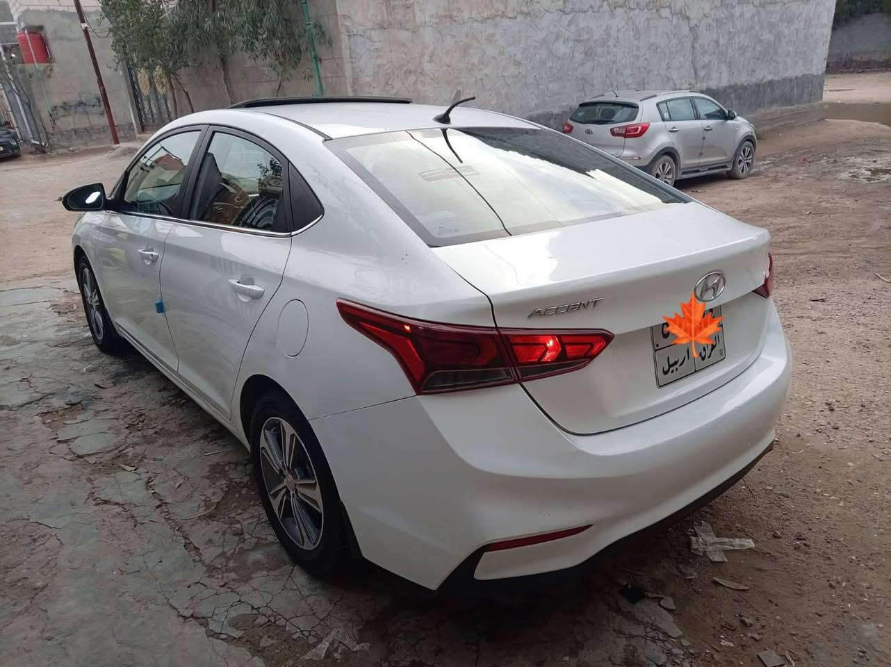 السلام عليكم اكسنت خليجي موديل 2020 محرك 1600فول موصفات فتحه تبريد خلفي كفاله عامه ماشيه ٨٠  سياره جديده شركه رقم أربيل بسم شركه سياره جاهزه السعر ١٢٢ مكاني شط العرب  ***********
