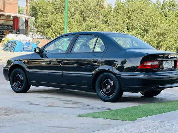 سمند فرنسي لون اسود ملكي مميز رقم بغداد انكليزي جديد و هزة جديدة و مكان بغداد موديل 2017  كفالة عامة عدا مكانين بارد خفيف ماشية 90 الف كيلوا محرك مسكر 1600 فرنسي بلادي انسى النضوح و التنقيص كشنات كهرباء صندوك كهرباء قفل مركزي كهرباء حساسات خلفية كامرا خلفية تبريد ديجيتال قطعتين الفان 8 سرعات يوصل للجامة الخلفية و ايرباك عدد ثنين جام أربعة كهرباء اوتو صعود نزول و نظام ABS مانع انغلاق المكابح السيارة جاهزة مناقصها اي شي السعر المطلوب 65 و بيها مجال ***********
