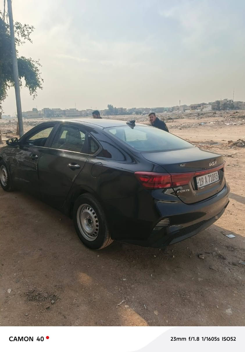 سلام عليكم للبيع فورتي 2023
رقم كربلاء حره
موديل 2023 
مواصفات نص فول بيها ٣ قطع تصليح بدون تبديل 
محرك 2000 وكبر بلادي 
السعر 135 وبيها مجال مكان السياره كربلاء 
للاستفسار ***********
