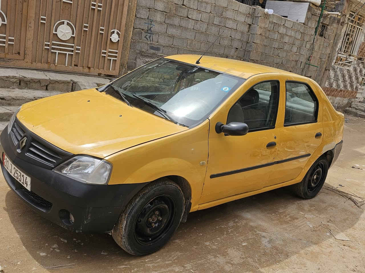 سلام عليكم سياره رينو فرنسي مديل 10
رقم بغداد بسمي 
سياره جاهزه من كلشي فقط خيط بخار بدون تنقيص
مكينة 1600 المرغوب
مصفره هيئه وغرامات
السعر 36 وبيها مجال
العنوان كربلاء غير متواجد عل فيس الاتصال عل رقم ***********
