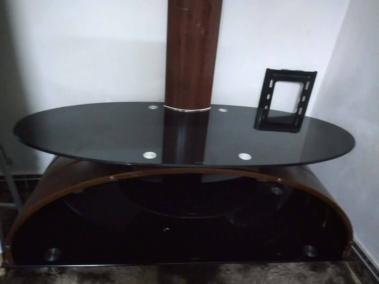 للبيع شاشه حجم 43 مع ميز السعر 100 التواصل عل خاص


**إذا كنت صاحب هذا الإعلان وتريد حذفه لأي سبب، رجاءا أرسل رسالة إلى الدعم الفني**