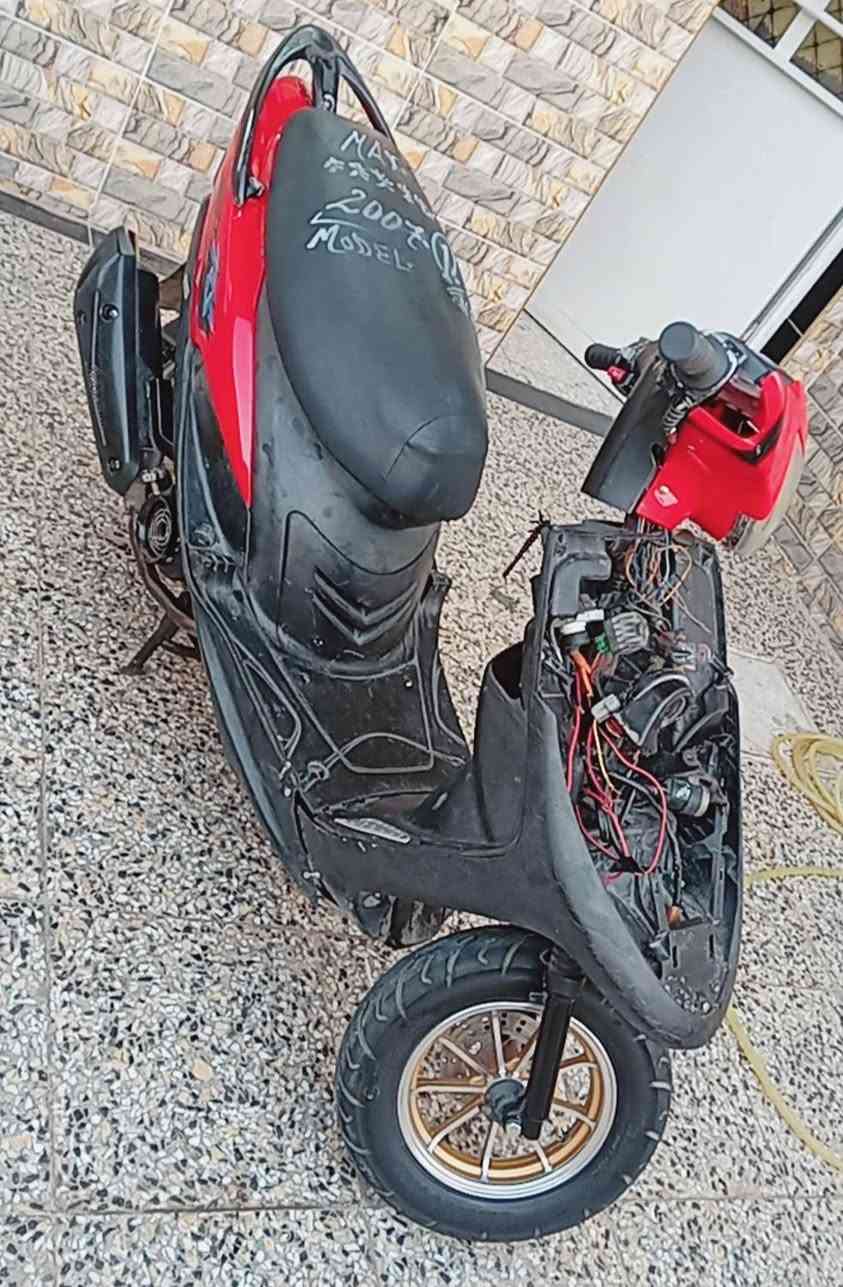 عدله للبيع مكينه خرسه ناعمه شلعه حلوه معدل كهربائيات شغاله نواقص بسيطه كدام عينك بجم وتريشه وترتيبات بيه صالنصه رياضي ويصير الها كاتم بلادي ويل أمامي رياضي فقط داخل كله ختم بس الكفر تجاري سعر 350 بيه مجال بسيط مكاني بغداد الحسينيه ***********
