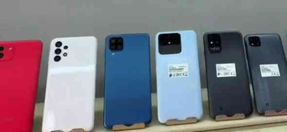 اهلا وسهلا بكم في مكتب انوار الحسين الشامل يعلن المكتب انوار الحسين الشامل عن خدماته1 صيانه الطابعات واجهزه الاستنساخ الذي تعمل بنظام الحبر السائل2 عمل صيانه الى الحاسوب والكمبيوتر نظام السوفت وير عمل صيانه الى السوفت وير فقط3 عمل سوفت وير الى الهواتف المحموله واجهزه التابلت والايباد العنوان بغداد حسينيه الراشديه شارع 12 الشارع العريض مقابيل اسماك الصدرين مكتب انوار الحسين في داخل الشارع الذي يكون مقابيل اسماك صدرين للتواصل معنا على الارقام التاليه وايضا يوجد واتساب حتى يتم ارسال الموقع لكم عن طريق على الواتساب تواصل وتتدلل*********** زين العراق واتساب *********** لا تنسون مشاركه المنشور من فضلكم حتى يصل للجميع
