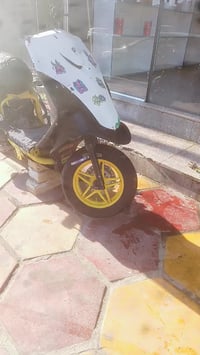 دراجه ماكس عدله للبيع سعر مالت 400 وبيها مجال 07775962802