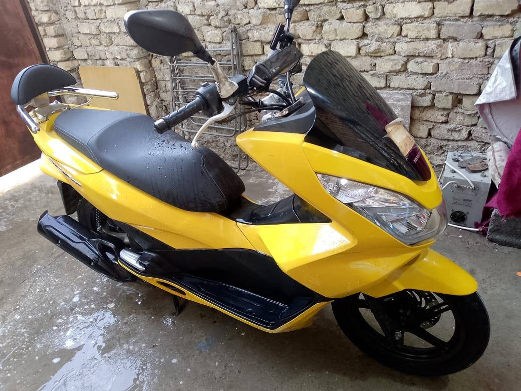 سلام عليكم دراجه PCX  جيل الثاني مكان ديالى نضيفه فول اتصل على رقم  ***********  اني مكلف بل نشر
