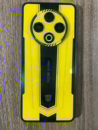 تكنو سبارك ٣٠ • ٢٥٦ • رام ١٦