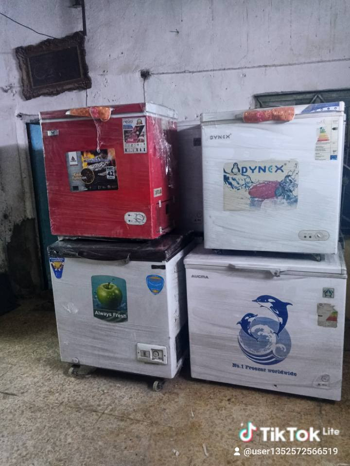 ***********النجف ركن شارع المدينه***********
