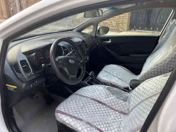 السلام عليكم 
للبيع كيا فورتي 
موديل 2018 
رقم ذي قار دولي
وارد امريكي 
تحوليل مباشر
تنباع عله وضعهه
السياره شغاله وتمشي
كير ومكينه تبريد وحداديه كله فول
مكان السياره بغداد المشتل 
السعر ٧٥ وبي مجال بصيط
***********
