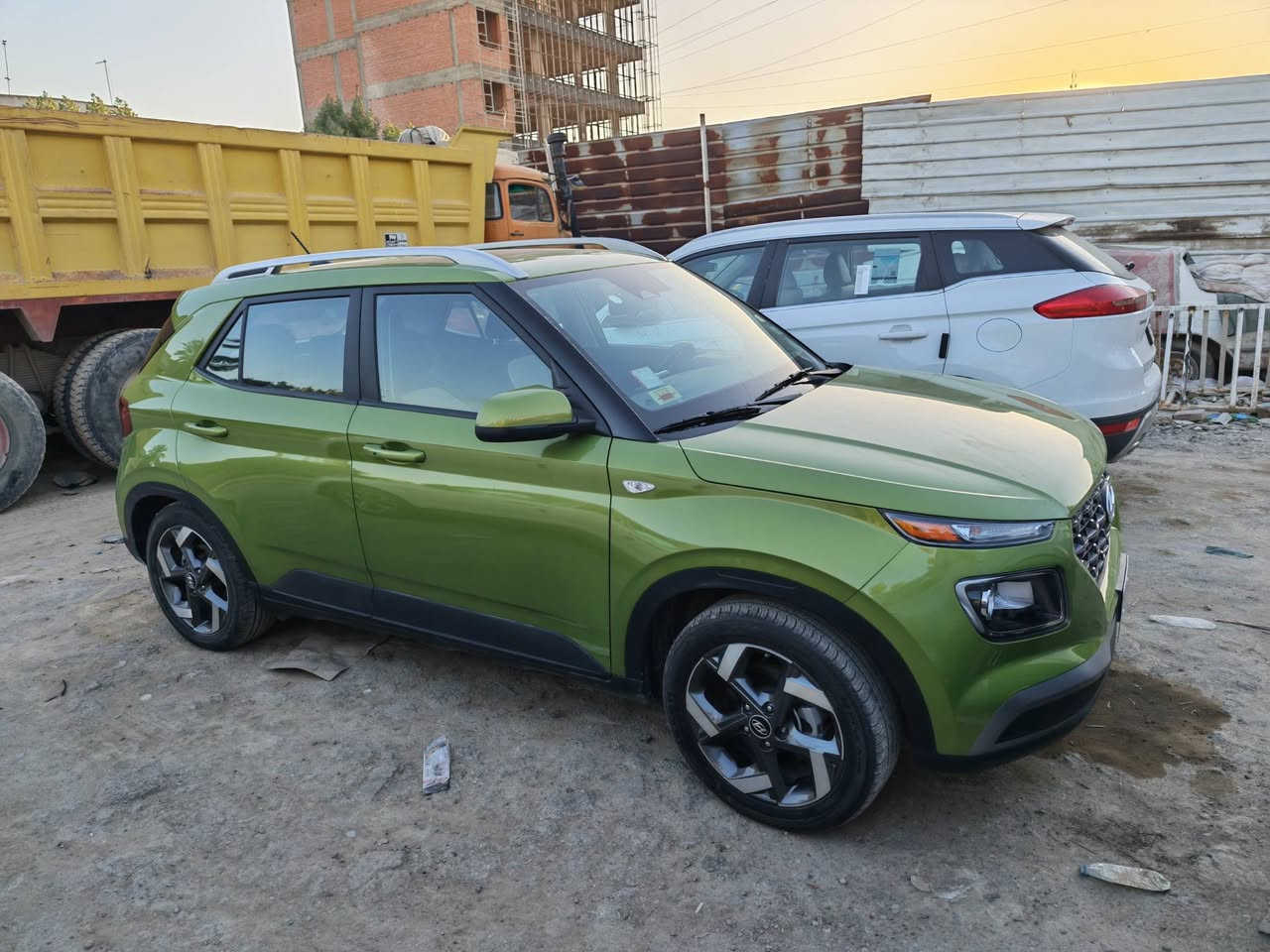 فينو 2024
فتحة 
بصمة 
ماشية 7050 ميل
رقم بغداد 
تبديل باب السائق فقط 
السعر 145$
***********
