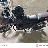 بولسر نيون ١٥٠ • ماشي ٢٣٠٠٠كم • أوراق كاملة