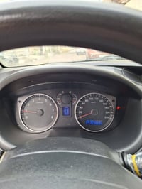 هيونداي  2013 i20  للبيع رصاصي رقم واسط مكانها بغداد وراعيها بغداد الس...