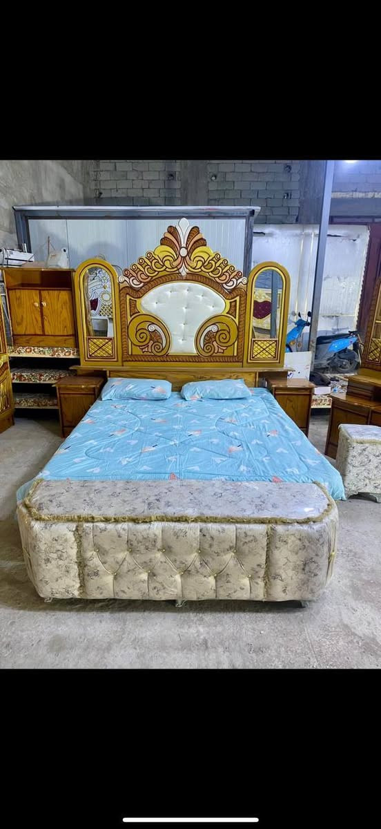 غرفة اخشاب  بسعر 950 الف 

🔅تفاصيل الغرفة ....
صاج خارج ٤ملم ام دي اف
وداخل صاج ٣ملم 
صبغ صاج درجة اولى 

عدد القطع  ٧ قطع 😍
🔺1 //جرباية  قياس  ١٦٠ × ٢٠٠ 
🔺//ميز جانبي ايسر قياس ٥٠
🔺2// وميز  جانبي  قياس ٥٠
🔺3// زاوية ارتفاع مترين عرض ٨٠
🔺4// وميز بلازمه  
🔺5//وميز مراية ارتفاع مترين عرض ١٢٠
🔺6// وكنتور ٦ باب  ارتفاع مترين و١٥ طول ٣ متر و١٥


**إذا كنت صاحب هذا الإعلان وتريد حذفه لأي سبب، رجاءا أرسل رسالة إلى الدعم الفني**