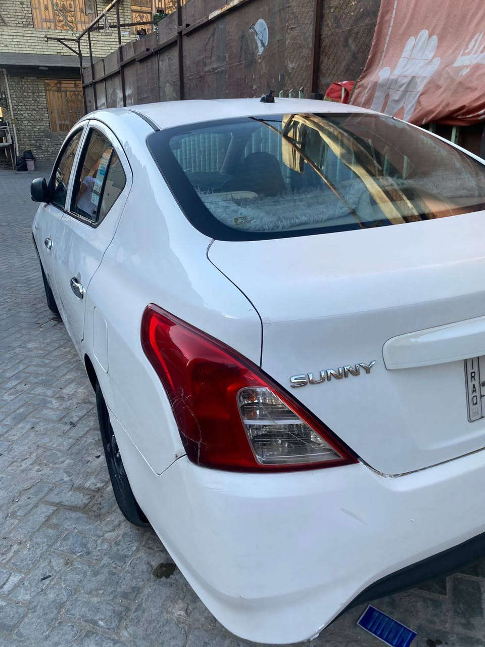 السلام عليكم نيسان سني. موديل 2016 حلوه بيه شويه بارد واضح بل صور  لا تبديل. لا ضربه قويه  فقط بيه بارد  رقم بغداد بسمي كبل تحويل كير مكينه خير من الله تبريد ثلج    لسعر 86وبيه مجال. ***********
