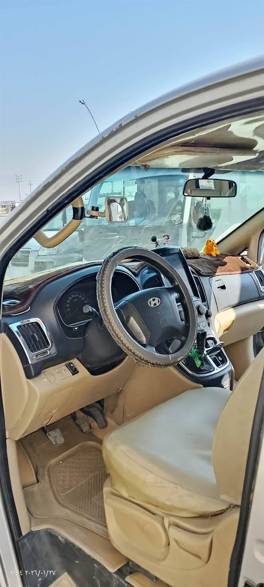 السلام عليكم ستاركس للبيع 2009 رقم بغداد سياره محرك كير اكسل كفاله مكان السياره ديالى السعر 135 وبيها مجال اتصل عل الرقم ***********
