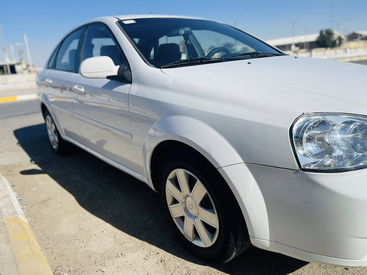 السلام عليكم اوبترا موديل 2014رقم واسط سيارة مكفوله من الضربه تكحيل
بسيطة السيارة جاهز مكينه. كير   تاير.   حداديه 
تدفئة تبريد السياره نظيفه والسونار مرفق 
المكان الكوت مركز المدينه 
ممتواجد على الفيس بوك 
اتصال. ***********
السعر.  $95
