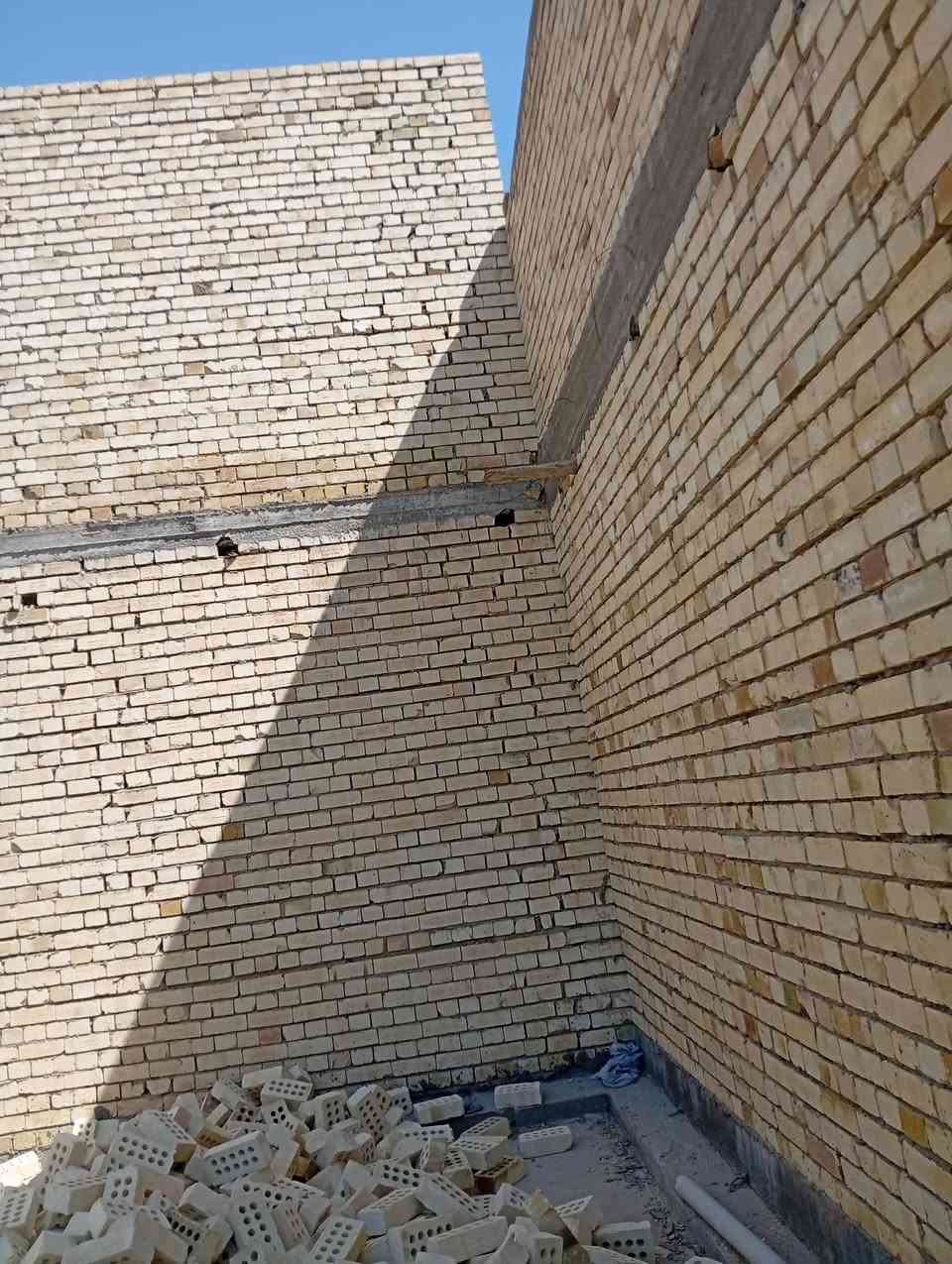 عندك بيت تريد تبني وحاير ادور خلفات درجه اولى 😕
اوكف 🤚اليوم انت لكيت افضل خلفات بناء من الفلوجه عملنا في  بغداد شغل درجه اولى استلام مهندس وزن مضبوط البناء ينبني على المساطر تنضيف الموقع ان كان طابق ثاني او اول   يتميزون دقه في العمل مصداقيه في الموعد سرعه في الانجاز احترافيه في العمل خلفات اكثر من خلفه #مصداقيتنا_سر_نجاحنا
هذ الصور هيه ل اعمالنا نحن لا غيرنا.   ***********
