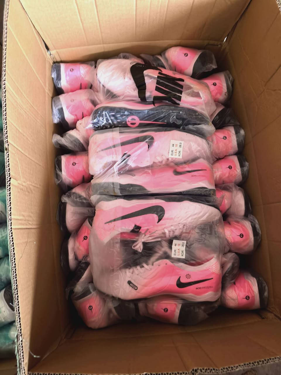 Nike tiempo
البيع جمله فقط 
الاحجام 39/40/41/42/43/44/45
 مجمع الهدف الرياضي 
 تجهيزات عدي الرفيعي    
 
***********/واتساب 
‏‪***********‬‏/واتساب
تتوفر لدينا خدمه التوصيل الى بغداد وجميع المحافظات خلال 18ساعه
