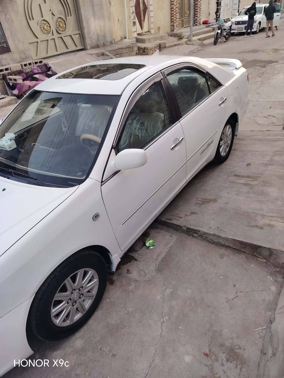 كامري موديل 2005 محرك 6 سلندر مكان صلاح الدين بلد ***********
