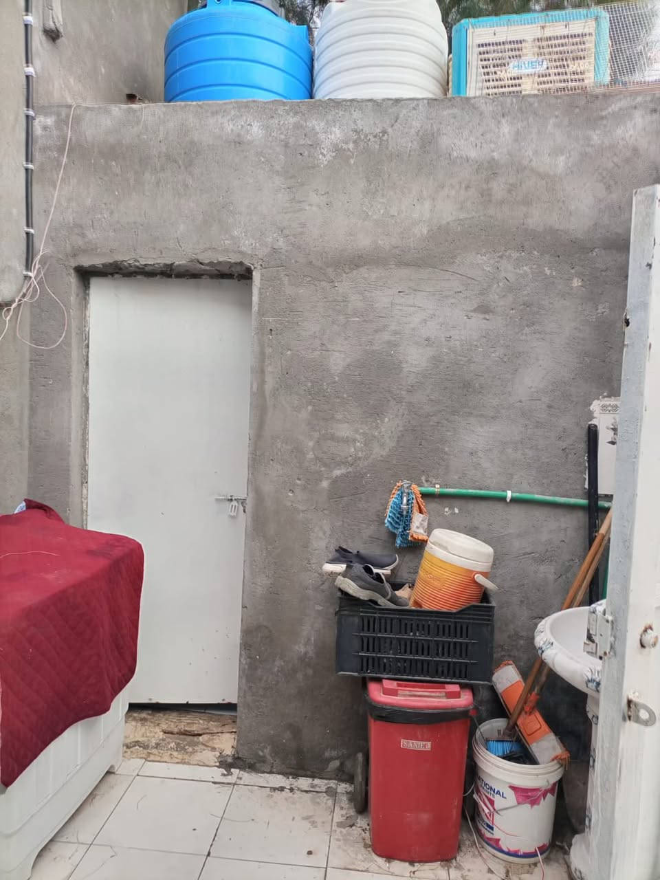 بيت للبيع زراعي الجربوعيه الاولى اقرار محكمة 📝

المساحة (١٠٠) متر 
البناء بلوك بس نضيف✨✅

غرف عدد (٢) 
صاله 
استقبال 
مطبخ 
صحيات 

السعر مناسب جدا 💰٣٠ مليون فقط


**إذا كنت صاحب هذا الإعلان وتريد حذفه لأي سبب، رجاءا أرسل رسالة إلى الدعم الفني**