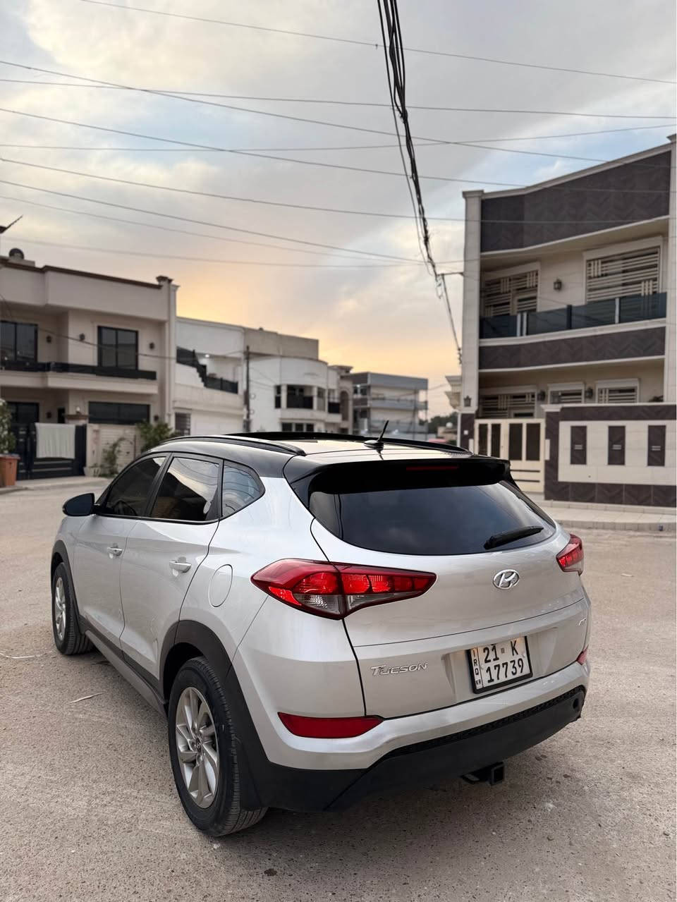 السلام عليكم
السعر : 138 وبي مجال قليل
توسان 2017 للبيع 
بيها ٣ قطع بدون دواخل لالغد ولاشاصي
كير مكينه كفاله عامه
السياره فول بدون بصمه فقط
بانوراما
كشنات جلد + تدفئه سترين وكشنات حتى الخلفية
رادر جانبي
تبريد قطعتين
ماشية 100 كيلو حقيقي
مكاني بغداد الدورة 
الرقم *********** بغداد, العراق
