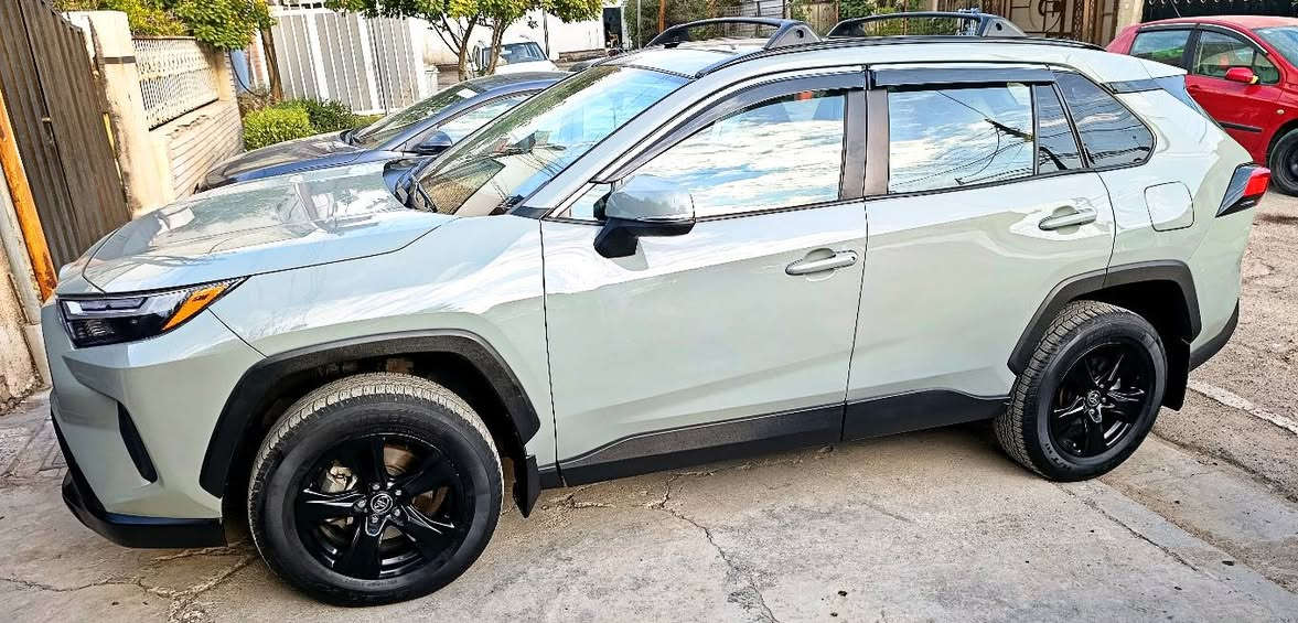 للبيع 
راف فور سمنتي 
موديل 22 
هايبرد 
xle
فتحه 
بصمه 
رادار امامي وجانبي 
داخل بيجي 
كشنات تدڤئه
ماشيه ٣٠
تخم تاير اصلي جديد 
السياره كلش نظيفه 
حادثه جانبي
جاملغ وبابتين مكفوله من الشاصي او لغد 
صور الحادث بل منشور
مكاني 
بغداد العامريه 
السعر 228
الاتصال 
***********
