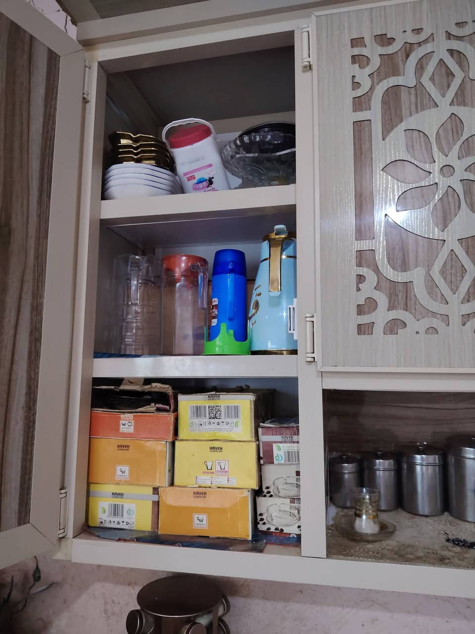 سلام غراض بيت البيع نضيفات وجدد مكاني نجف  ***********
