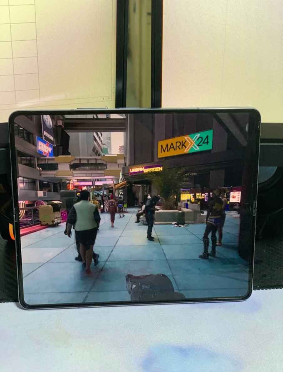 کەڤەری ئەسڵی سامسۆنگ (Slim S Pen Case) کە قەڵەمی تێدایە + سەری شەحنی ئەسڵی سامسۆنگ، لەگەڵدایە

​شاشەکان و جەستەی زۆر پاکن.

تێبینی: ئامێرەکە Demo یە (شوێنی سیمکارتی ئەکتیڤ نیە)، بە وایفای ئیش دەکات دەتوانی ئاسایی بە واتس ئەپ و ڤایبەر پەیوەندی بکەی.

​زۆر نایابە بۆ یاری PUBG و کۆلف دیوتی و ئیمولێتەر و سەیرکردنی فلیم و ئەنیمێ و کاری قوڕس بە دێکس وەکو کۆمپیتەر هەموو گەیمەکانیش ١٢٠ ئێف پی ئێس.

​نرخ: ٤٤٠ دۆلار (مەعامەلەیەکی کەم). أربيل, العراق


**إذا كنت صاحب هذا الإعلان وتريد حذفه لأي سبب، رجاءا أرسل رسالة إلى الدعم الفني**