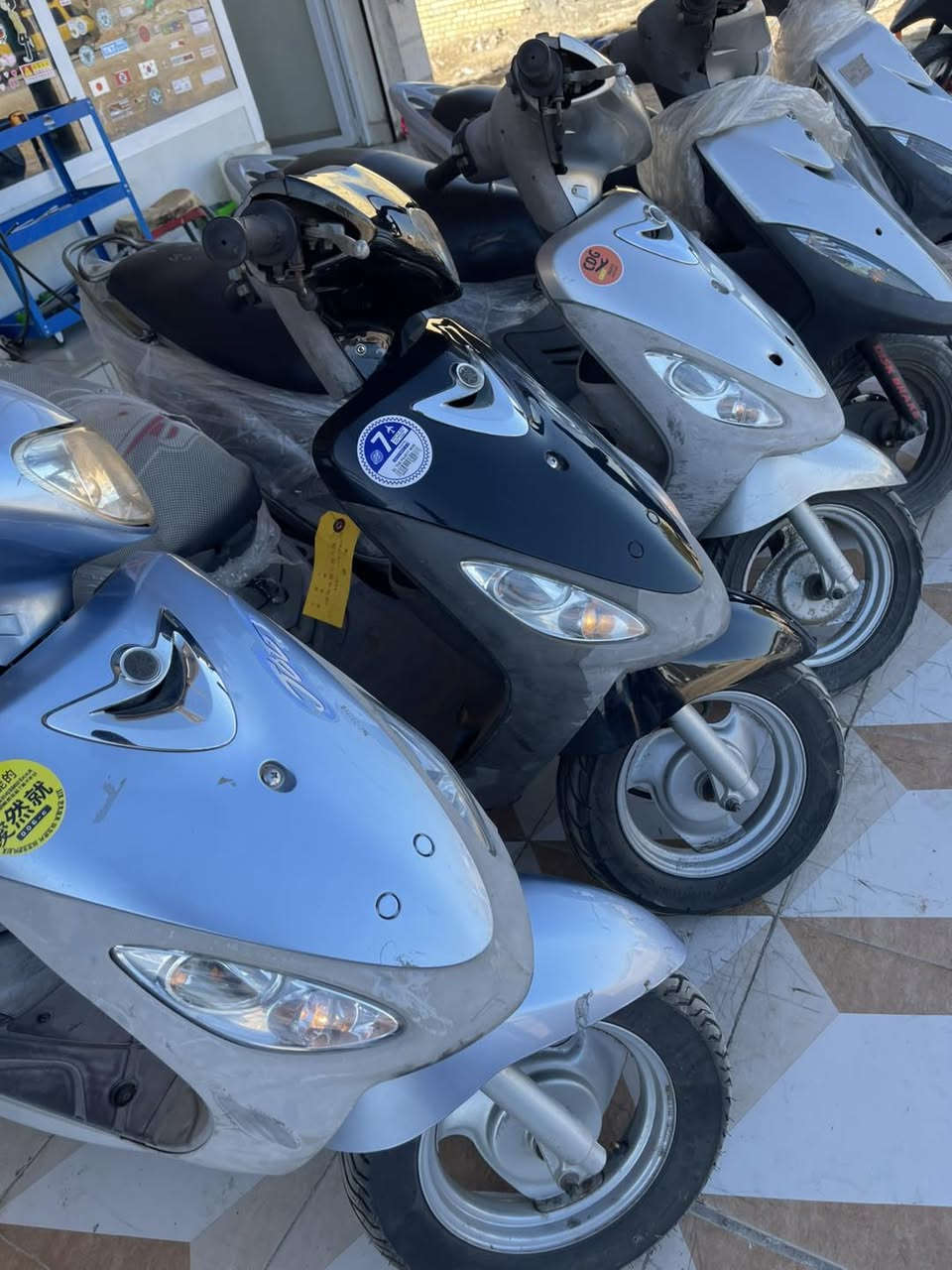 يا الله ماكس عدلة + ماكس منغولي 
حاوية شرط بدون غسل بدون بوليش 
دهن + باتري جديد شرط نكرة سلف 
ختم واحد كفرات وسواد وي المكينة 🈵

متوفر نقد ومتوفر اقساط على الماستر الرافدين 

للاستفسار زيارة المحل حي النفط قرب ماركت الجود 
او الاتصال على : ***********-***********
