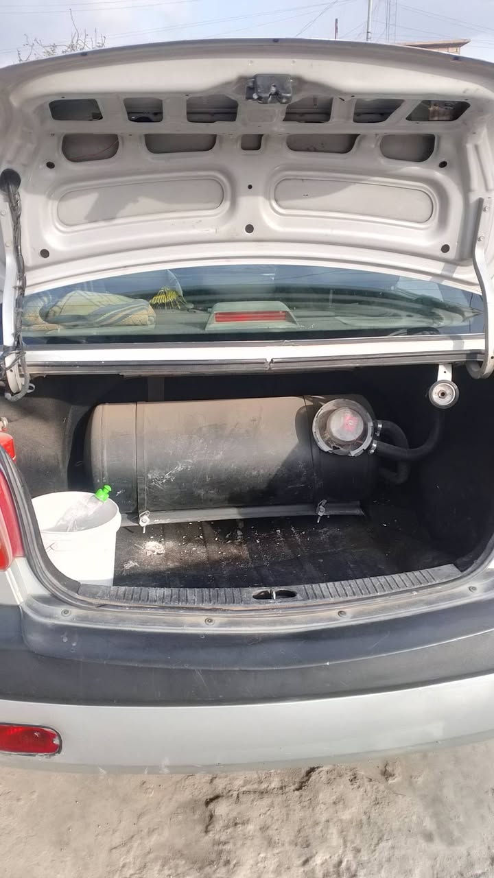 السلام عليكم كيةريو 2008 فول محرك16 محرك كير شرط منضومةغاز السياره بدون ضرر بيها طخة فوك البكلايت صغيرة وبيها تقحيل بلسكف شرط التحويل فقط السعر 88وبية مجال رقم الهاتف ***********
