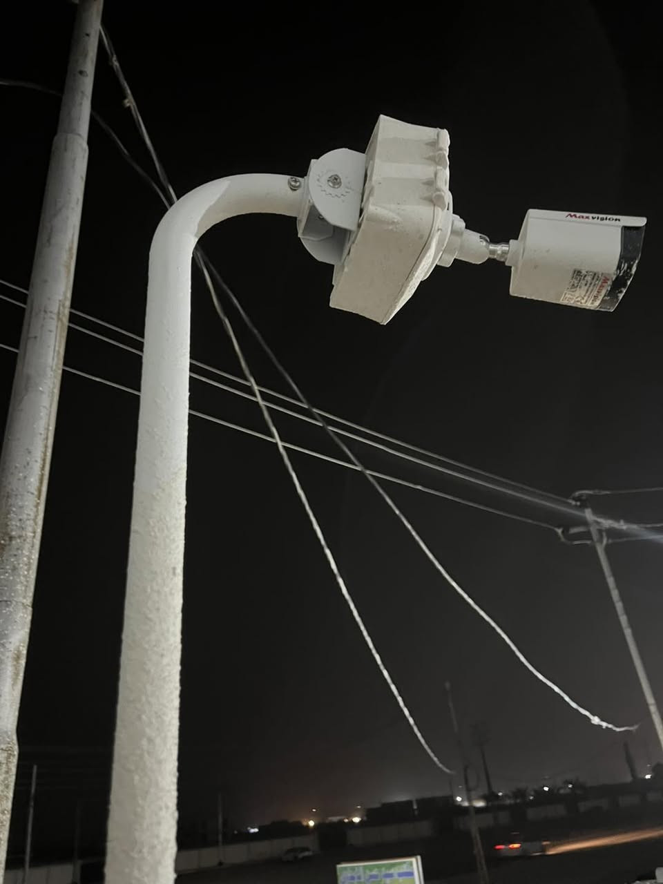 اسبق عصرك وكن في الطليعة 
سلام عليكم 
تم تأمين جملون ب ١٤ كاميرا من شركة ماكس فيجن 
دقة ٥ ميكا 
صوت وصوره 
ليلي الوان 
ضمان سنه 
#العنوان #
كربلاء/ طويريج/ شارع البلدية/ مجاور المستوصف الطبي 
# هاتف #
***********
***********
جملة- مفرد 
اسعار خاصة للمنصبين 
رؤيا الهندية 
وكيل معتمد
