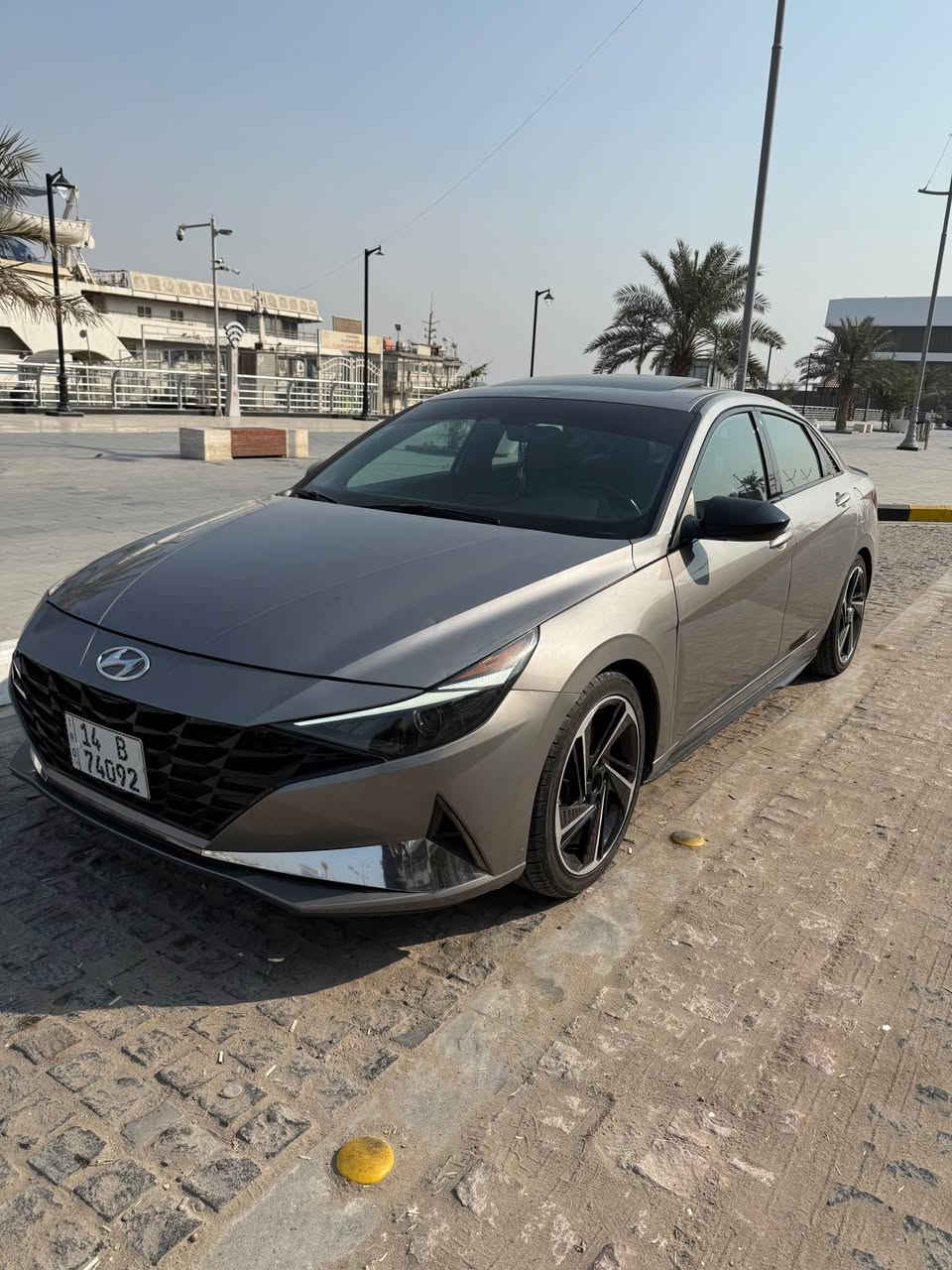 السلام عليكم للبيع فقط سيارة الأنترا موديل 2023 معوقين وبيه وكالة عامة سيارة فول مواصفات فئة أن لاين ومعروف مواصفاتة محرك 1600 تيربو السيارة جديده كلش وماشيه 100 كيلو ما بيه اي نقص سيارة وارد امريكي فقط مدكر بدون دواخل وين ما تريد أفحص *********** البصرة, العراق
