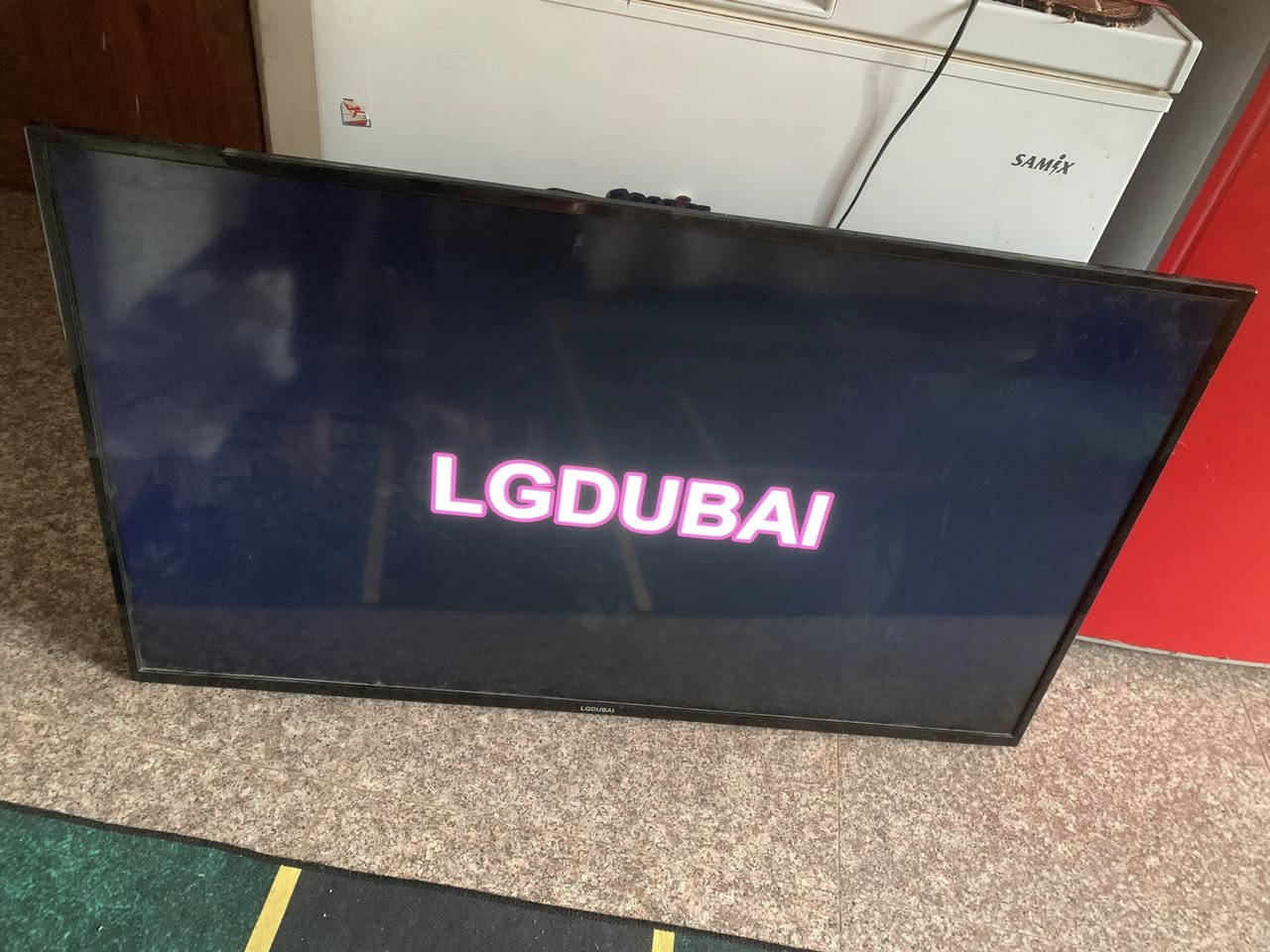 بلازما ليد حجم 50 سمارت أنترنت نظيفه جداً استخدام قليل
السعر 250 الف 
مكان بغداد العامرية
***********
