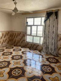 شارع ٨٠ جهة كربلاء • ٢٠٠م • ٤ غرف نوم